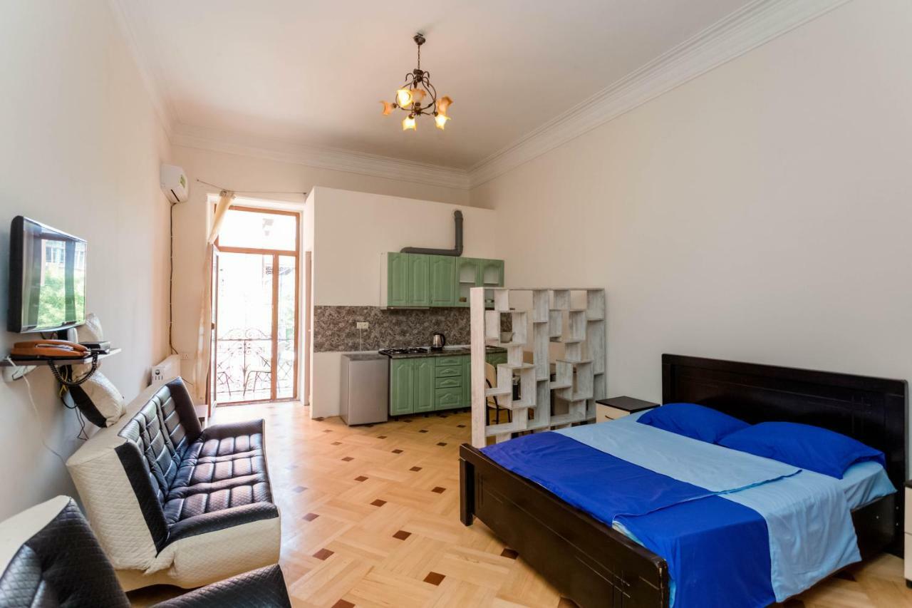 Hotel Anna Tbilisi Esterno foto